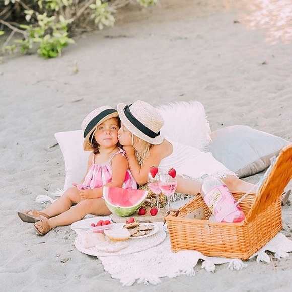 The OLLIE Straw Bow Hat - Picture 2 of 5